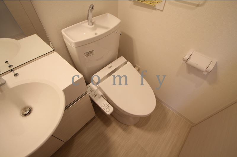 トイレ　ウォシュレット付きトイレ