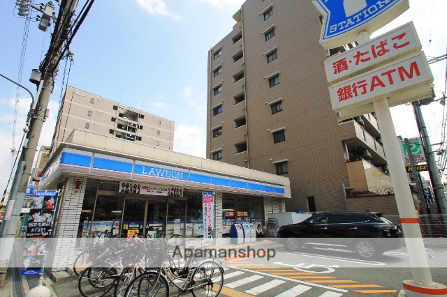 コンビニ　ローソン（コンビニ）まで563m