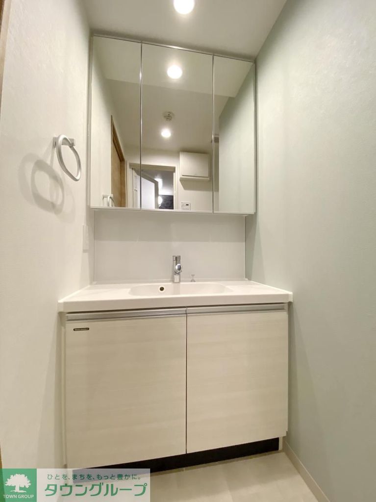 洗面設備　★★身支度便利な独立洗面台★★