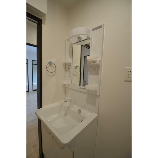 洗面設備　反転部屋参照