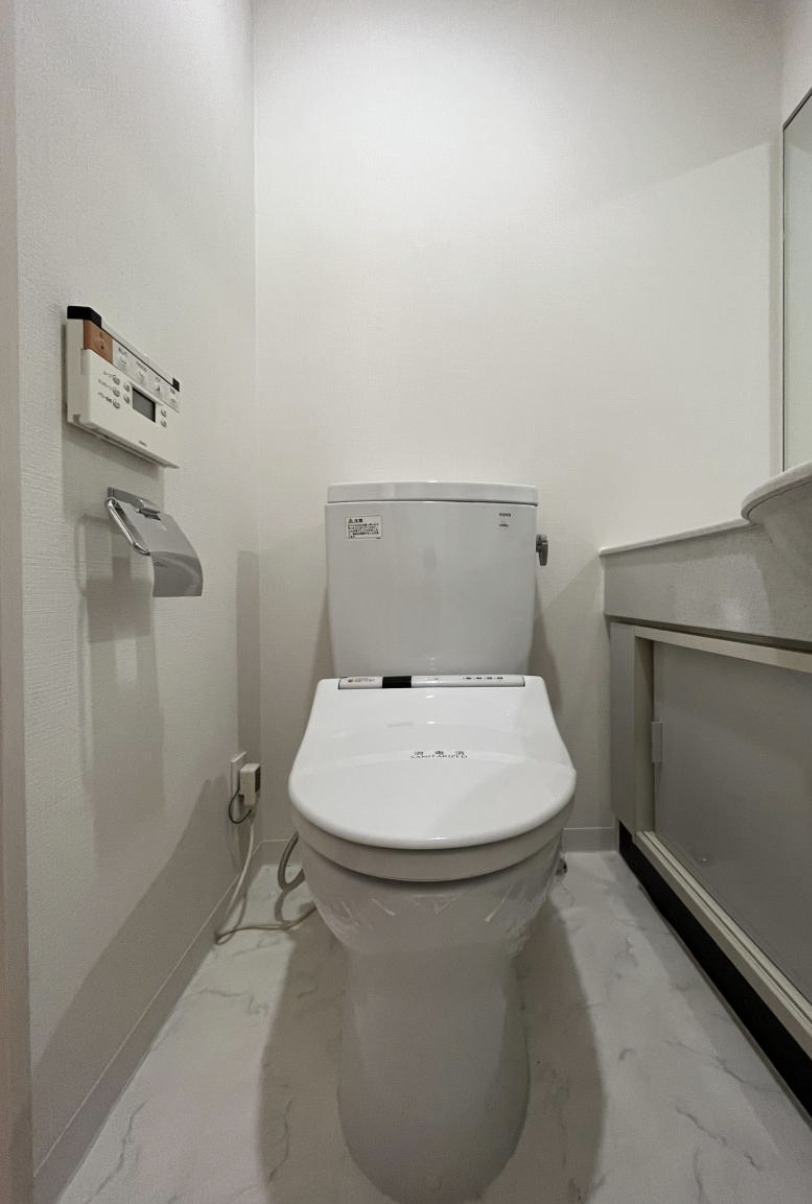 トイレ　別部屋参考写真