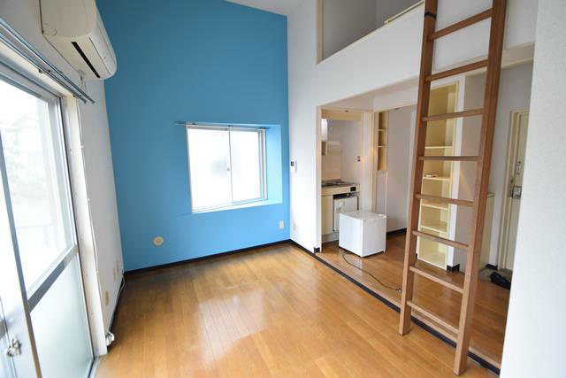 居室・リビング　203参照