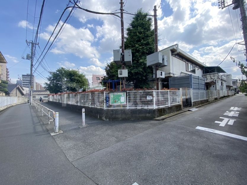 幼稚園・保育園　板橋保育園（幼稚園・保育園）まで210m