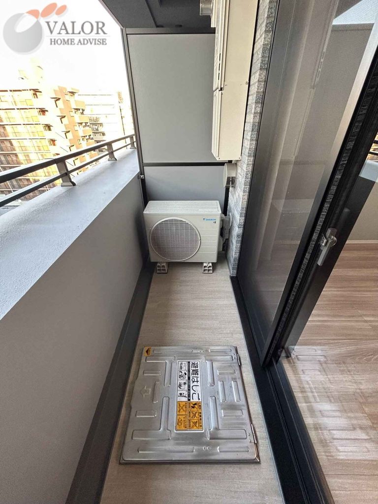 バルコニー　バルコニー