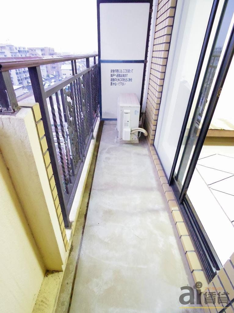 バルコニー　※同仕様写真