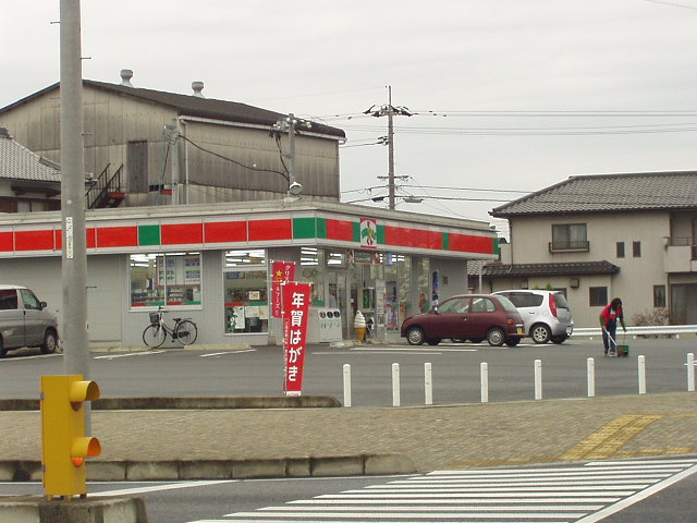 コンビニ　サンクス（コンビニ）まで350m