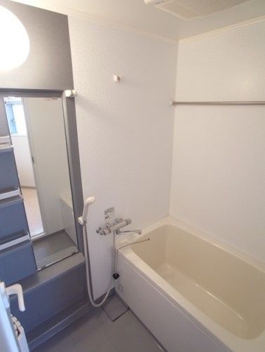 バス・シャワールーム　☆ゆっくりくつろげるお風呂☆