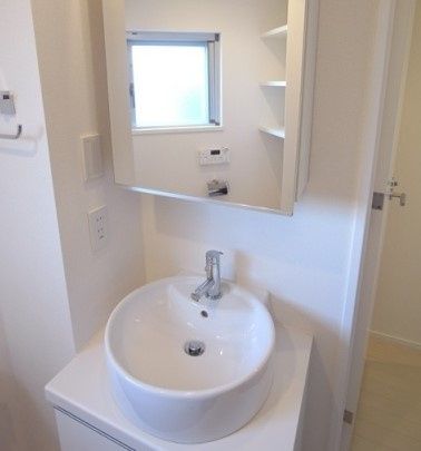 洗面設備　☆嬉しい独立洗面台☆