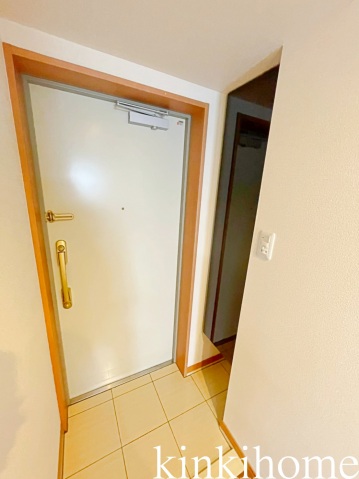 玄関　写真は別のお部屋です。