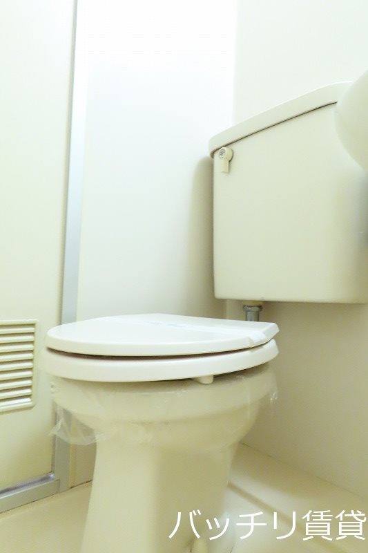 トイレ　別号室イメージの為、現状を優先致します