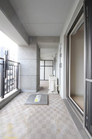 バルコニー　レジディア心斎橋ウエスト