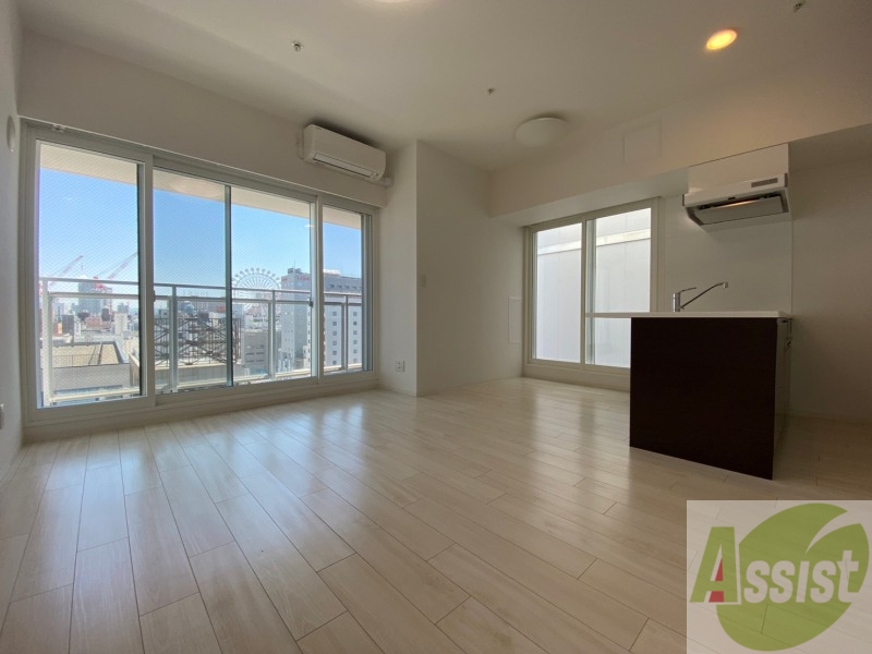 居室・リビング　広くてキレイなお部屋が広がっていて、充実した生活が送れそう。