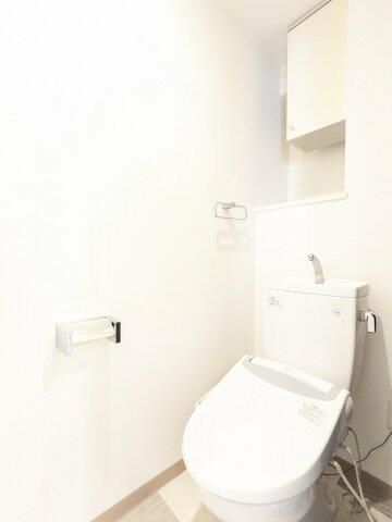 トイレ　参考写真