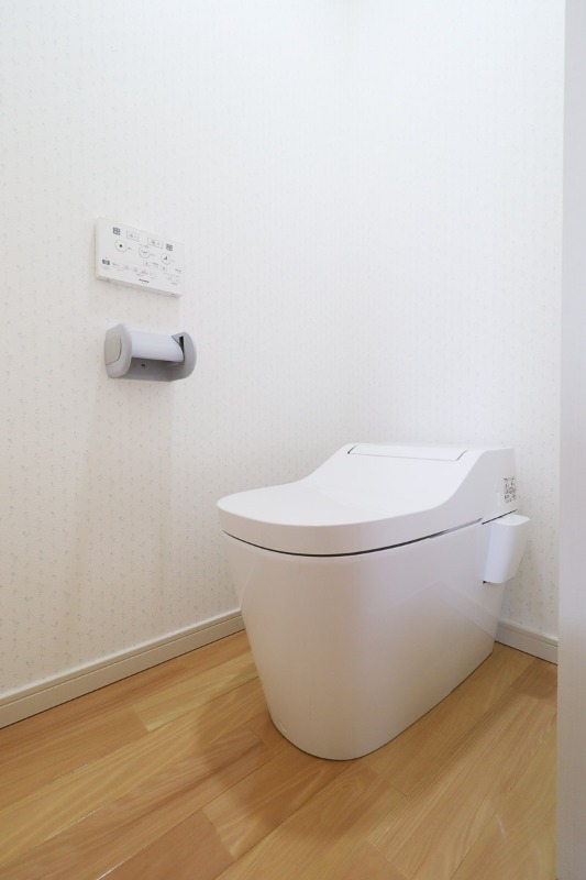 トイレ　図面と現状に相違がある場合には現状を優先