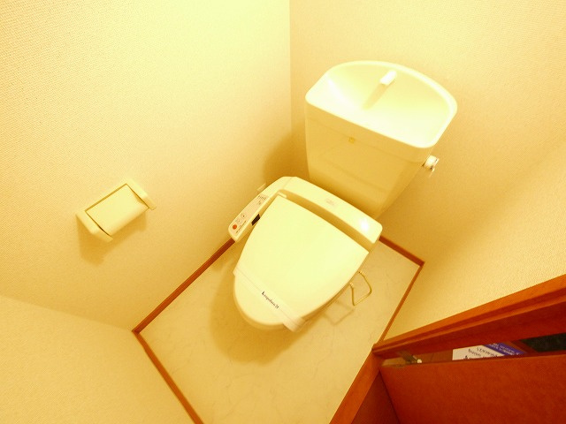 トイレ　シンプルで使いやすいトイレです