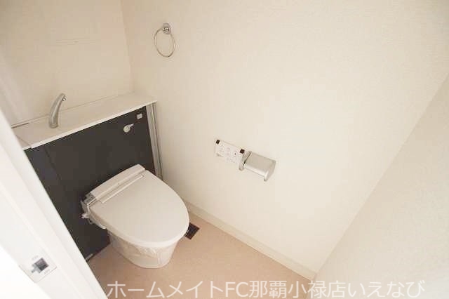 トイレ　※別部屋の室内写真となります。