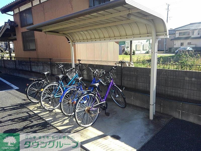 その他共有部分　駐輪場完備