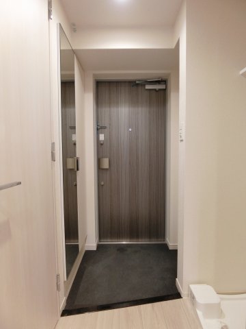 玄関　プレサンス東三国駅前グランクラス