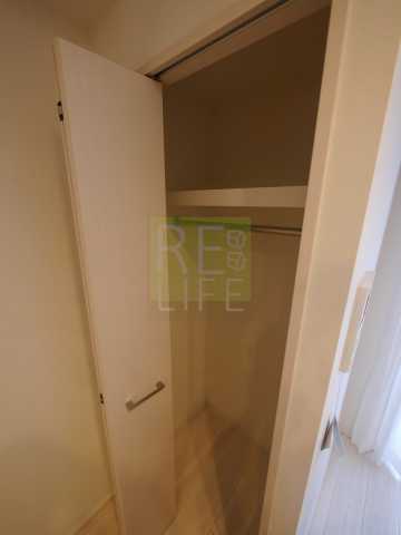 収納　ロイジェントパークス四ッ谷