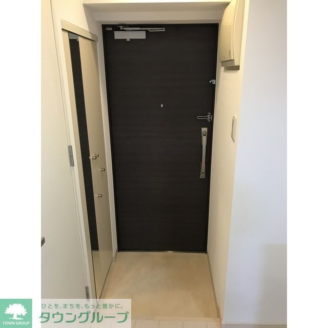 玄関　同タイプ写真　※現況優先