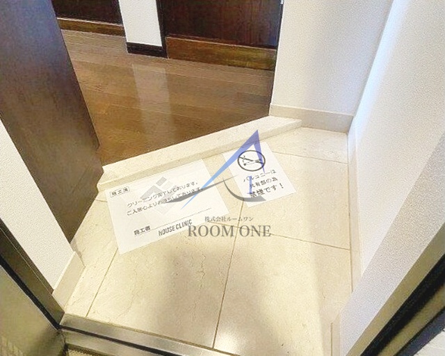 玄関　玄関です。