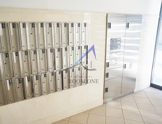 その他共有部分　集合ポストと配ボックスです。