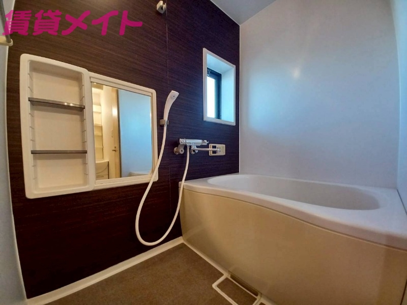 バス・シャワールーム　同物件別室写真