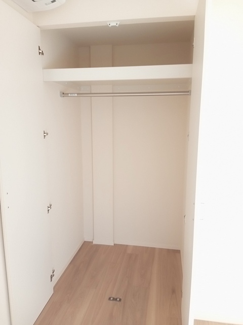 収納　★奥行きのあるクローゼット★