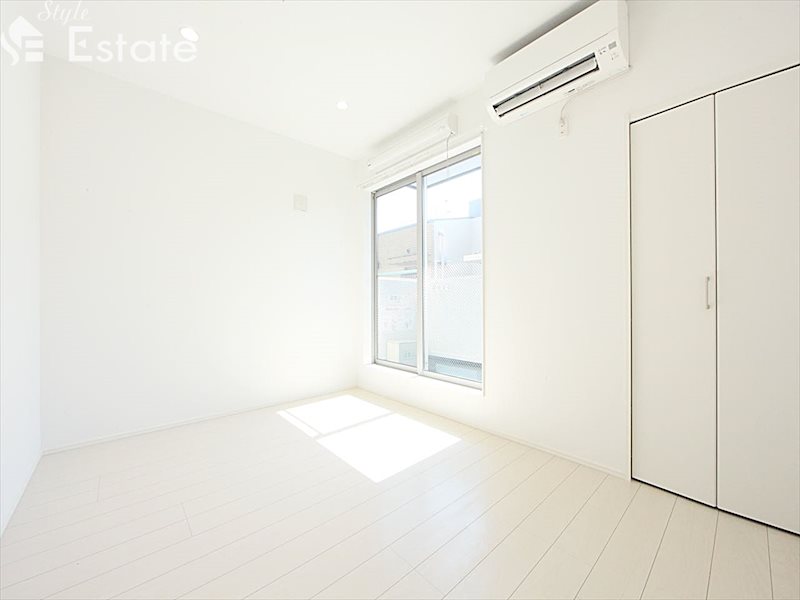 居室・リビング　内装