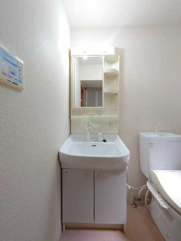 洗面設備　ヴェローナ白金