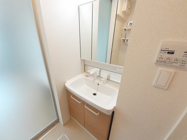 洗面設備　洗面所です