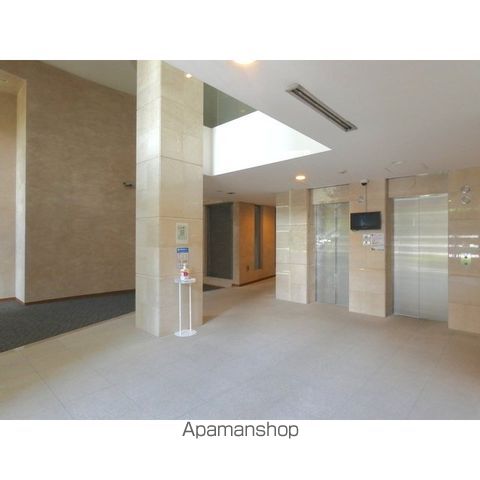 ロビー　ロビー