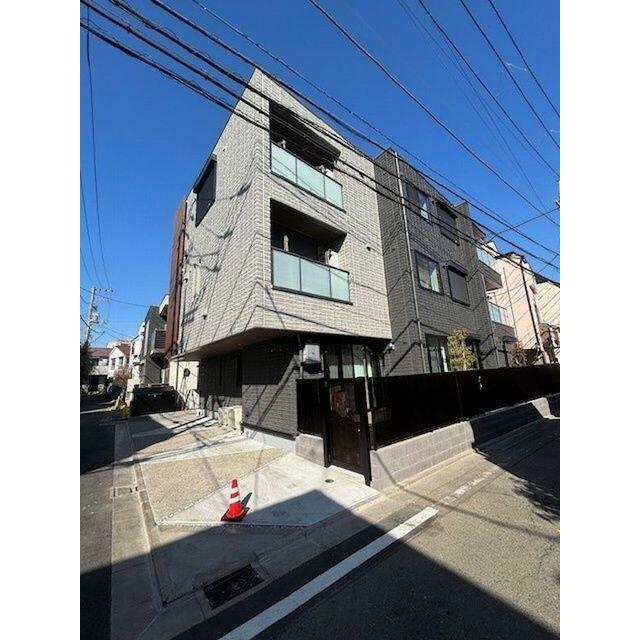 エントランス　積水ハウス施工の賃貸住宅『シャーメゾン』～サルーテ三軒茶屋～