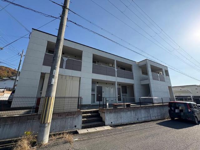 エントランス　外観写真（昼）