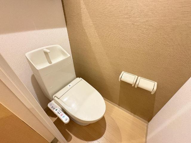 トイレ　シャワー付トイレ