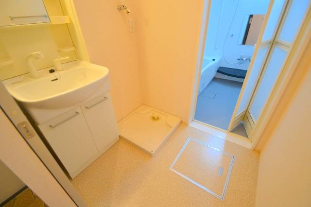 洗面設備　独立洗面です