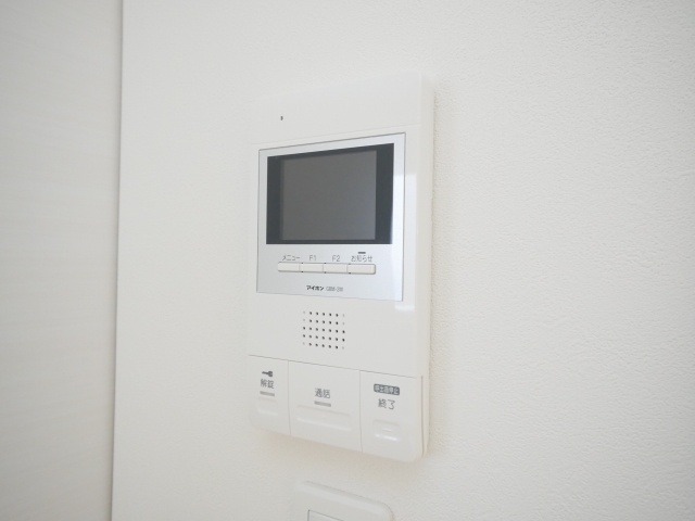 セキュリティ　モニター付きインターホンです♪