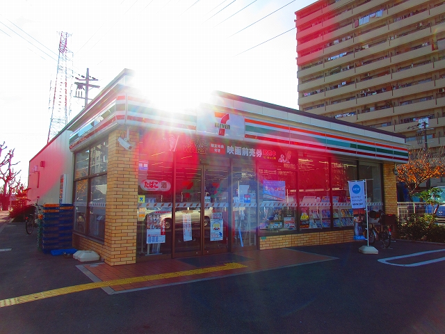 コンビニ　セブンイレブン 大阪新北島4丁目店（コンビニ）まで104m