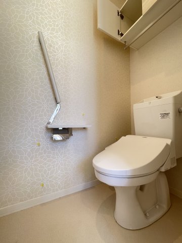 トイレ　別号室参考写真