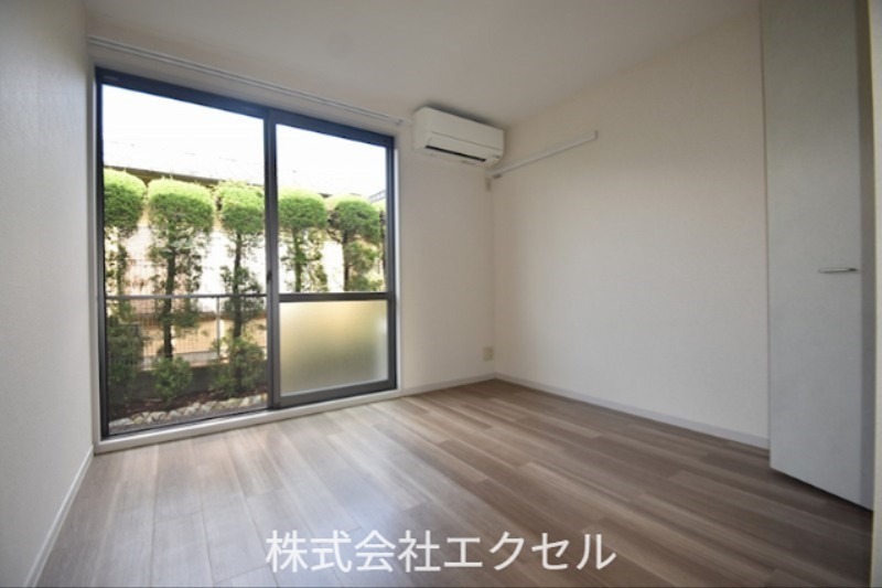 居室・リビング　洋室になります。