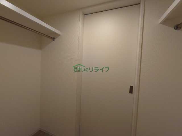 収納　コスモグラシア三ノ輪