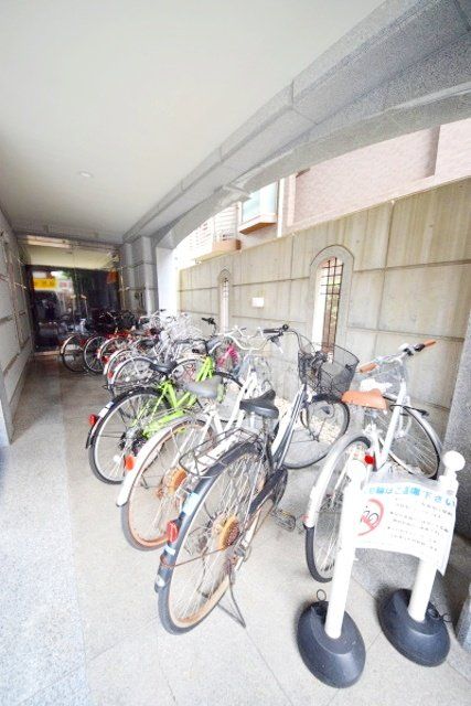 その他　★敷地内駐輪場★