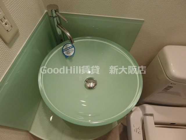 洗面設備　SERENITE（セレニテ）新大阪弐番館