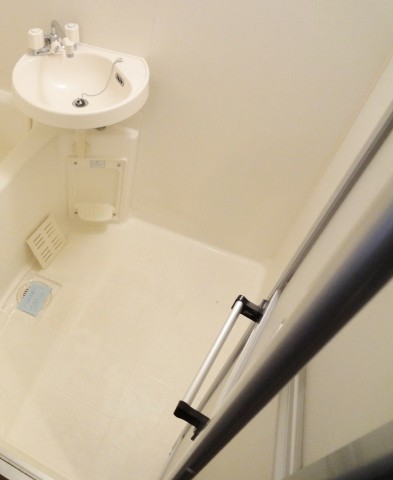 洗面設備　同物件別号室のものです。