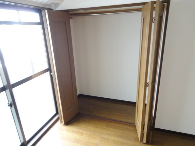 収納　同物件別号室のものです。