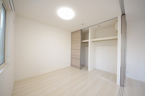 収納　類似室内