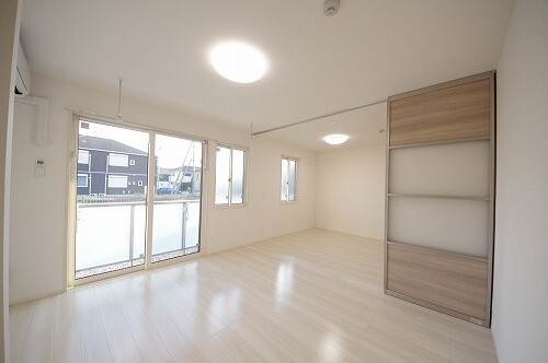 居室・リビング　類似室内