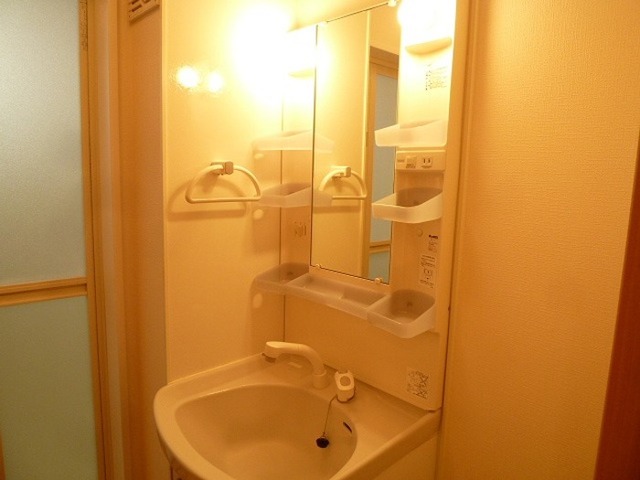 洗面設備　洗髪洗面化粧台