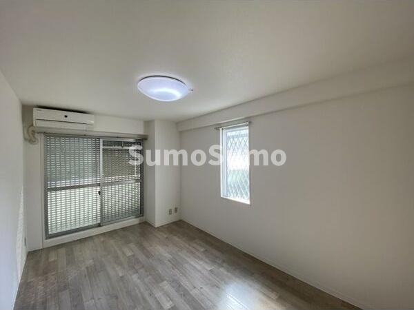 居室・リビング　ゆったりとした居間です