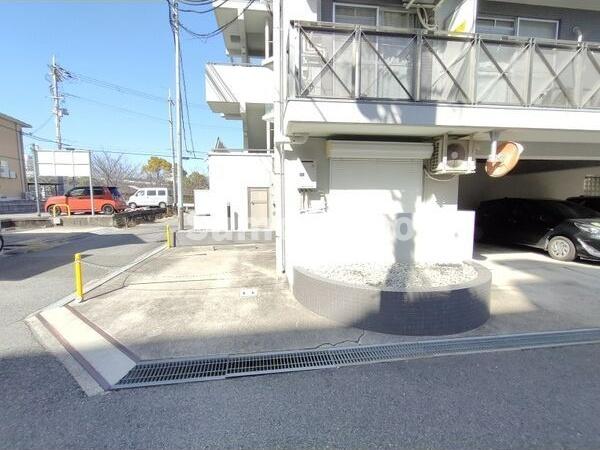 駐車場　駐車場です